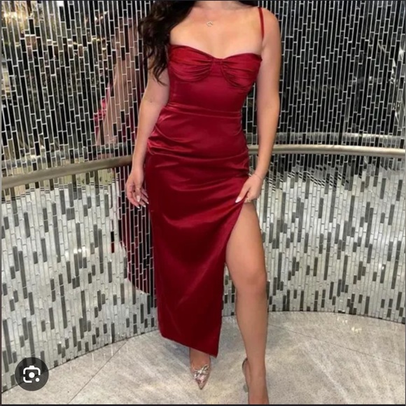 House of CB Flora Scarlett Satin Corset Dress - Picture 1 of 10
